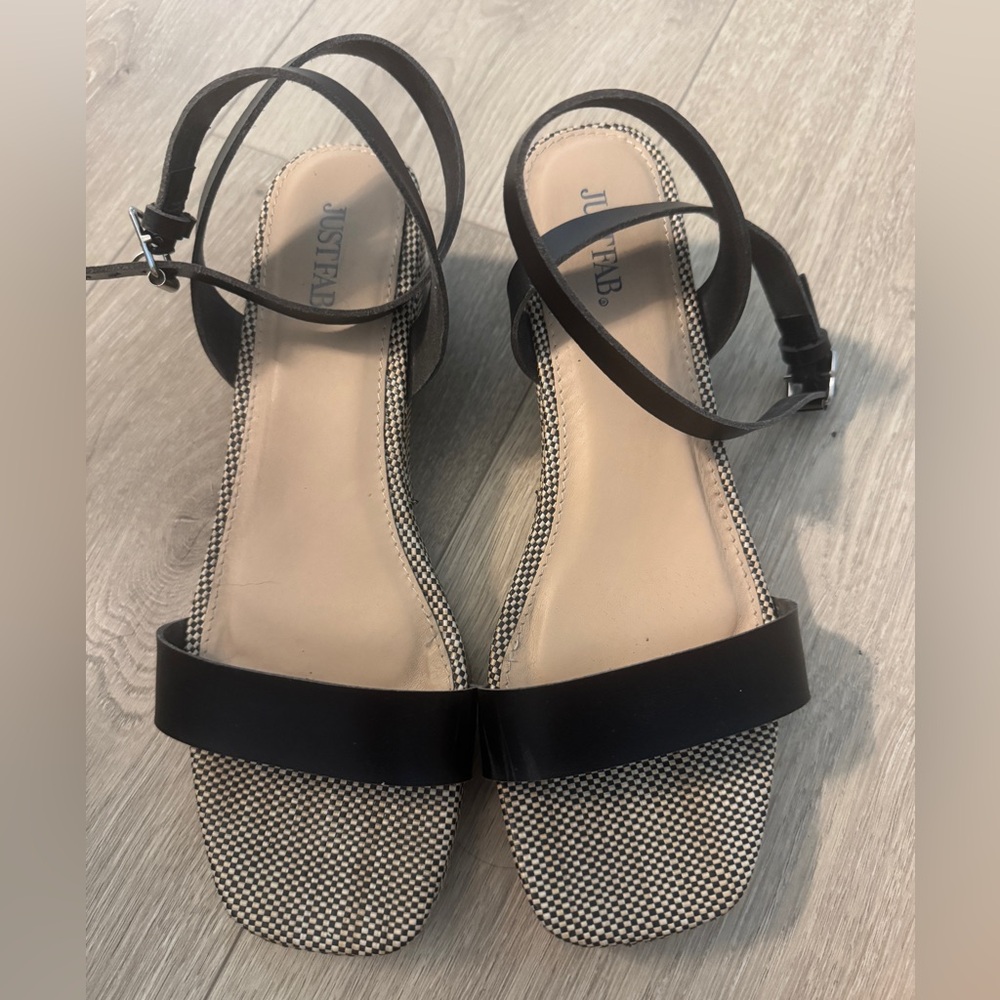 JustFab Black and Beige Strappy Sandals